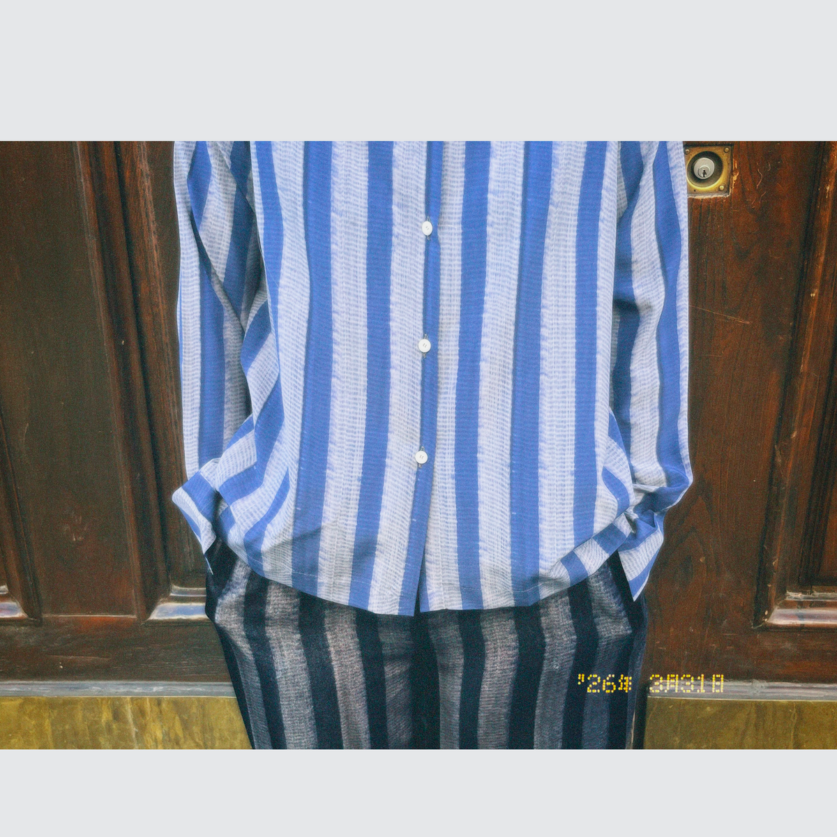 Camicia Sfondo "Riga Indaco"