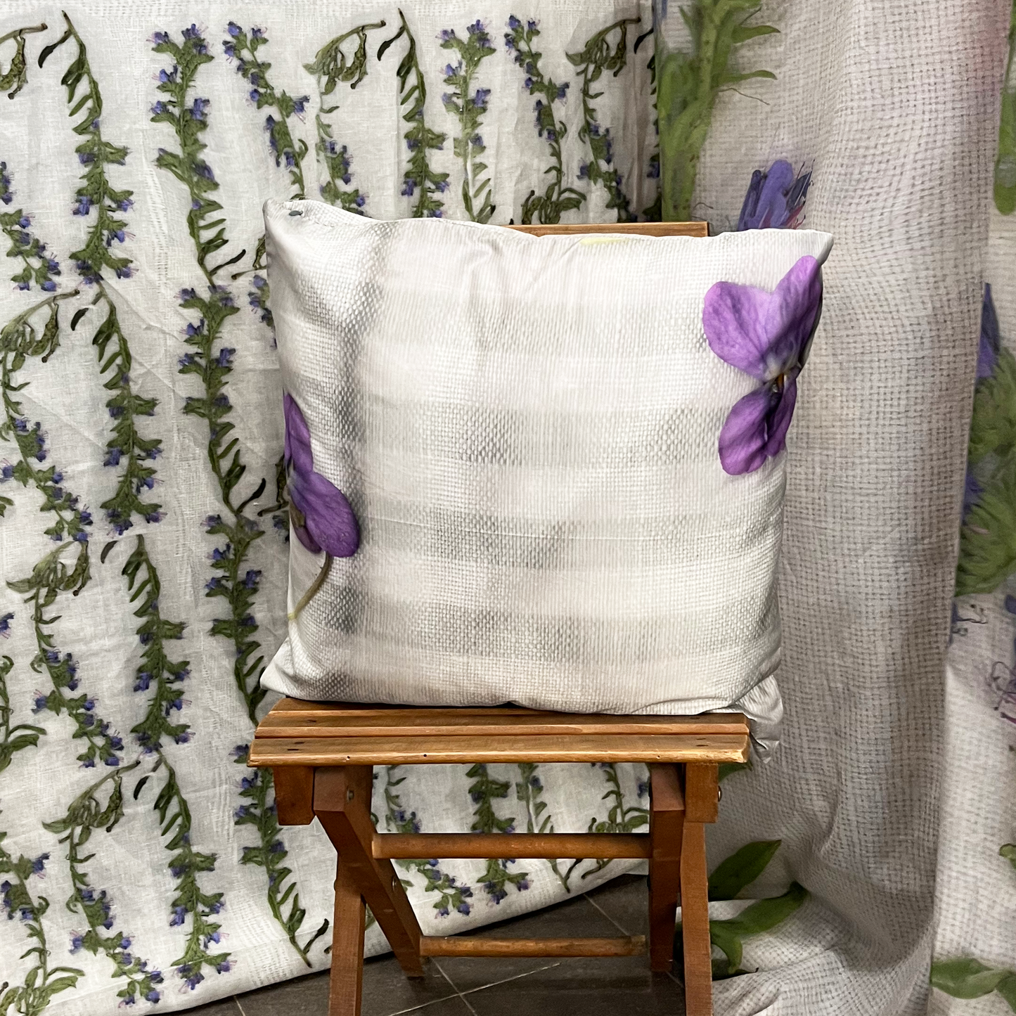Cushion cover "Riga Violetta" 47x47