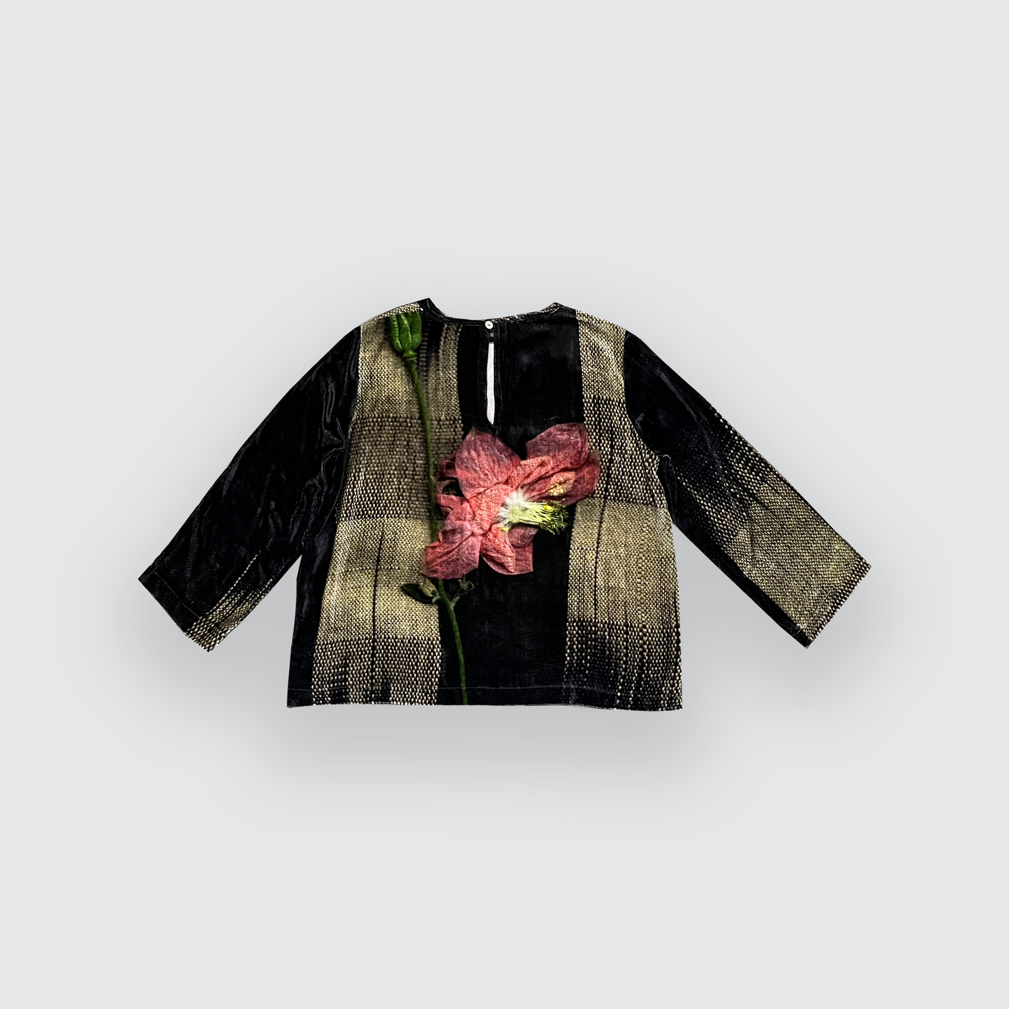 Move Top "Ikat''