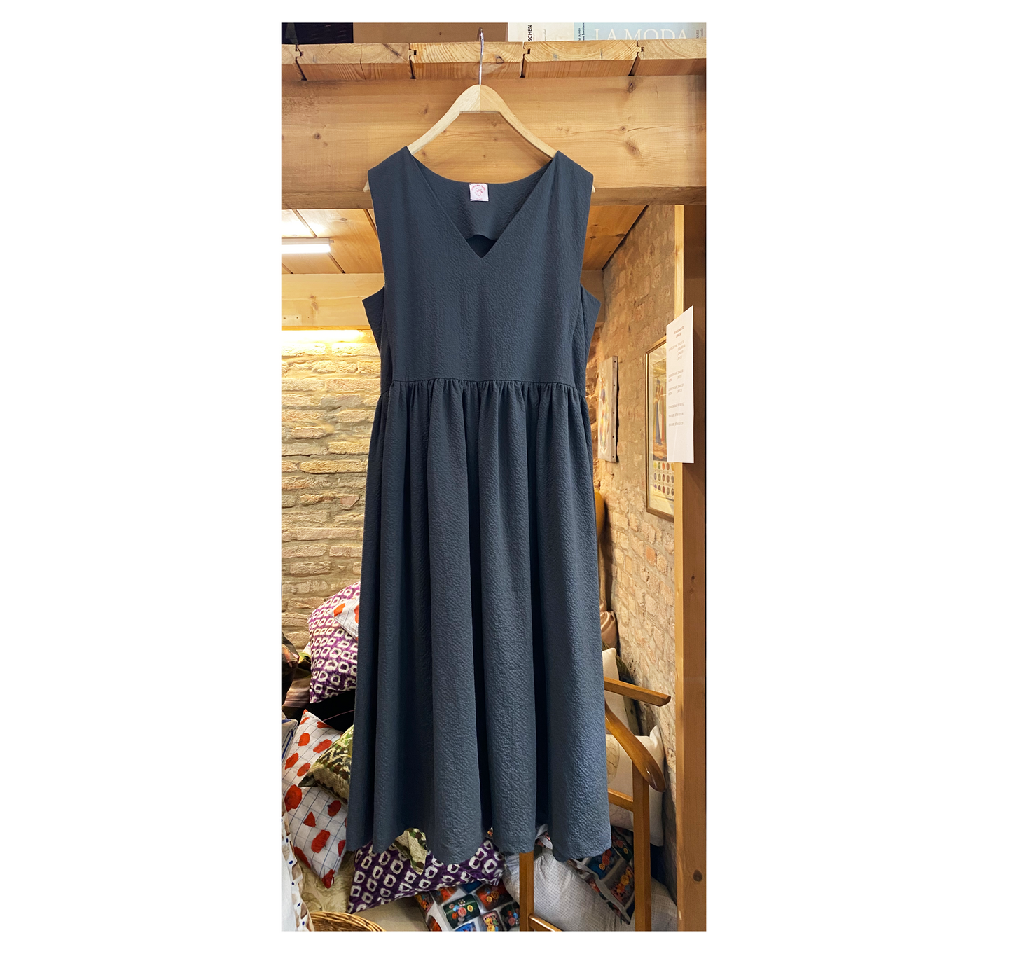V Frill Dress Antracite