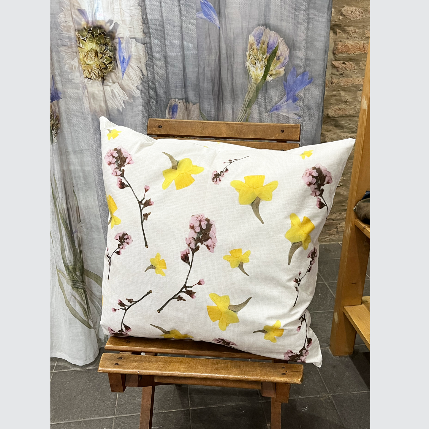 Cushion Cover "Bouquet Narcisi"