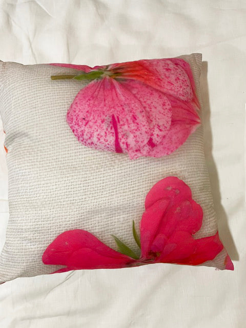 Cushion cover ''Fiore Geranio Magenta''